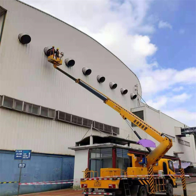 坊子高空作业车出租服务：专业广告牌安装解决方案